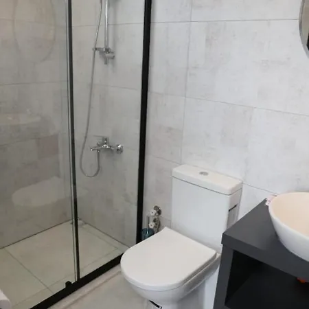 לינה וארוחת בוקר Ocean Suites